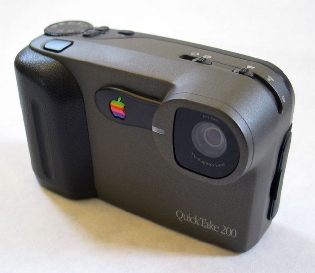 Fujifilm made the QuickTake 200 for Apple, adding a preview screen, focus and exposure controls and the familiar feel of a camera.